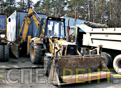 Услуги экскаватора с фронтальным погрузчиком FORD
655 FORD 655