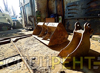 JCB 8014