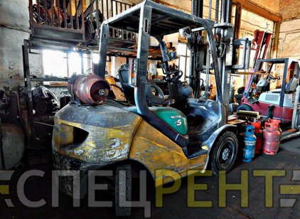 Аренда вилочного погрузчика KOMATSU 2 тонны KOMATSU Газ