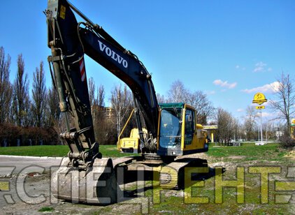 Услуги полноповоротного экскаватора VOLVO ES240B VOLVO ES240B