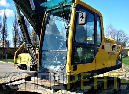 Услуги полноповоротного экскаватора VOLVO ES240B VOLVO ES240B